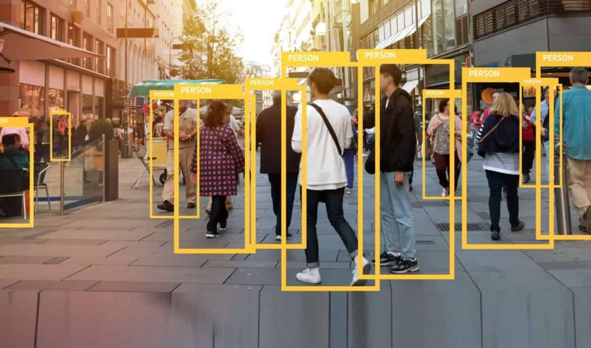 The Future of Retail: Unlocking Hyper-Personalization with AI