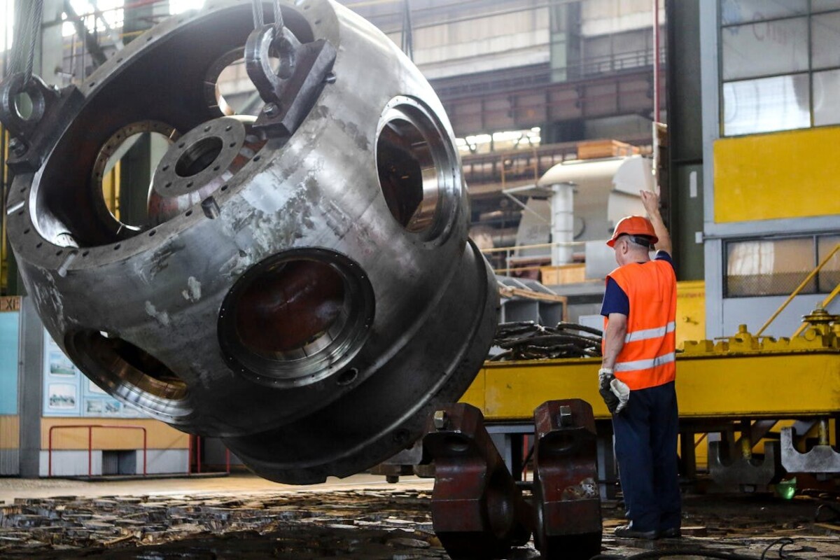 Unifying the Digital Factory: Why Observability and SecOps are Critical for Manufacturing